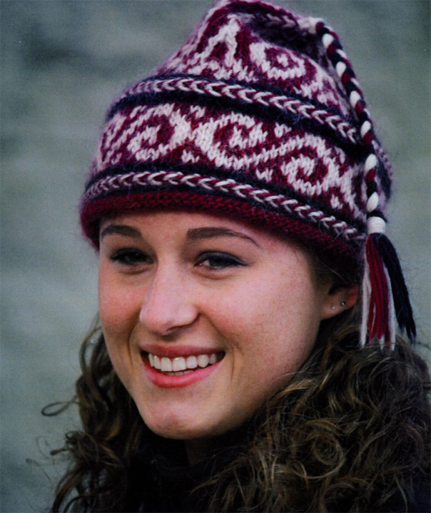 Fiber Trends AC-59 Swirls Hat